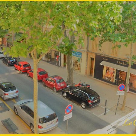 Le Craponne - Magnifique Appartement Cours Principal Plein Centre Avec Parking سالو دو بروفونْسْ المظهر الخارجي الصورة